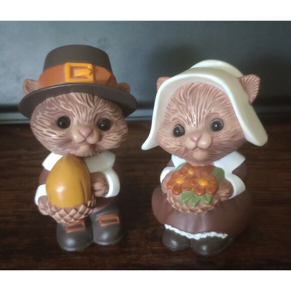 Hallmark Other - Vintage Hallmark Squirrel Salt And Pepper Shaker Set Thanksgiving Fall Harvest
